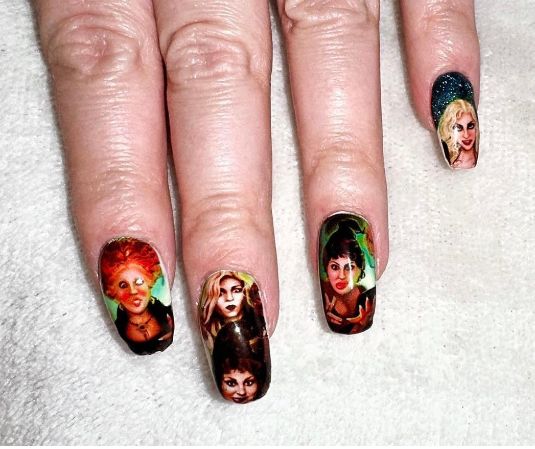 HOCUS POCUS 2 (b026)