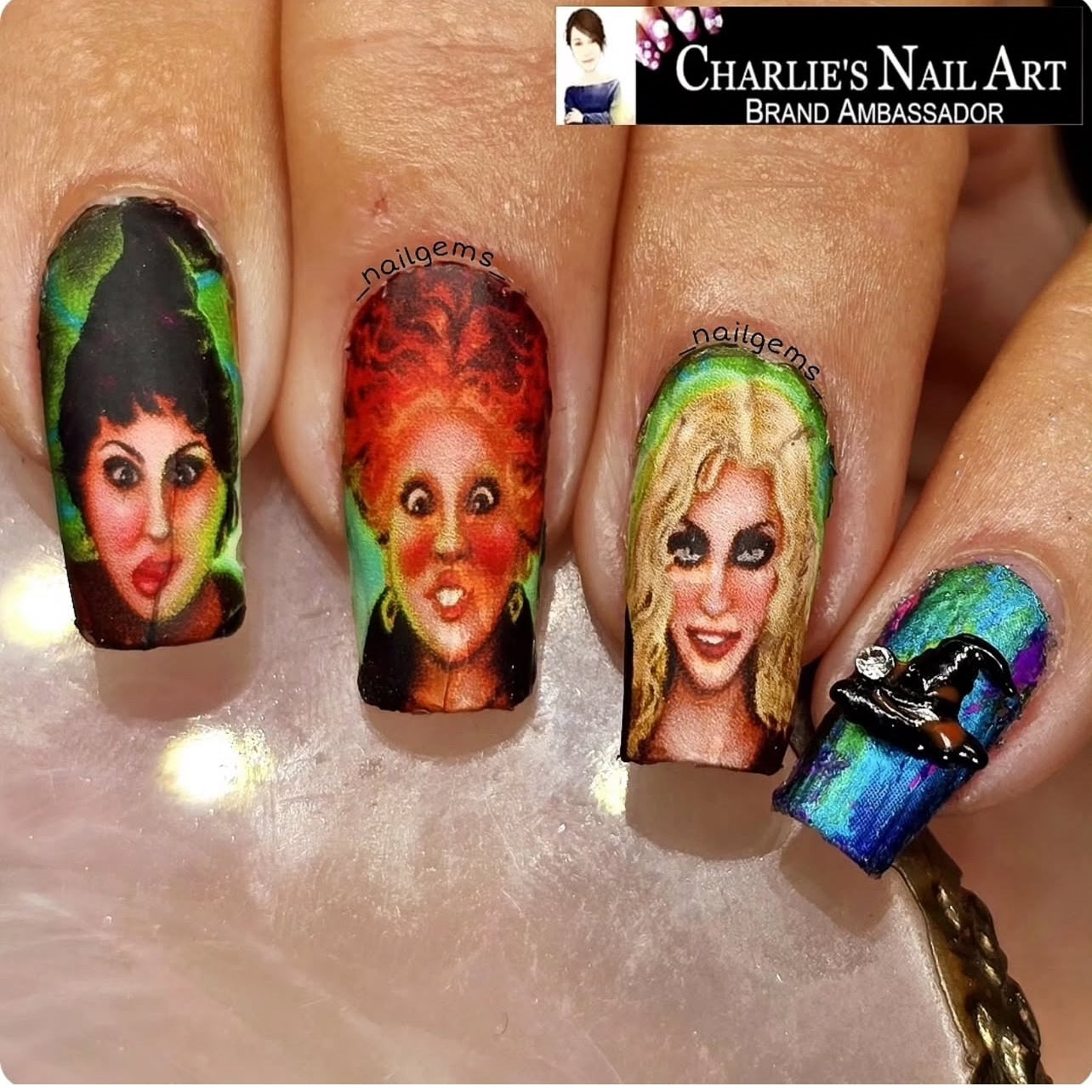 HOCUS POCUS 2 (b026)