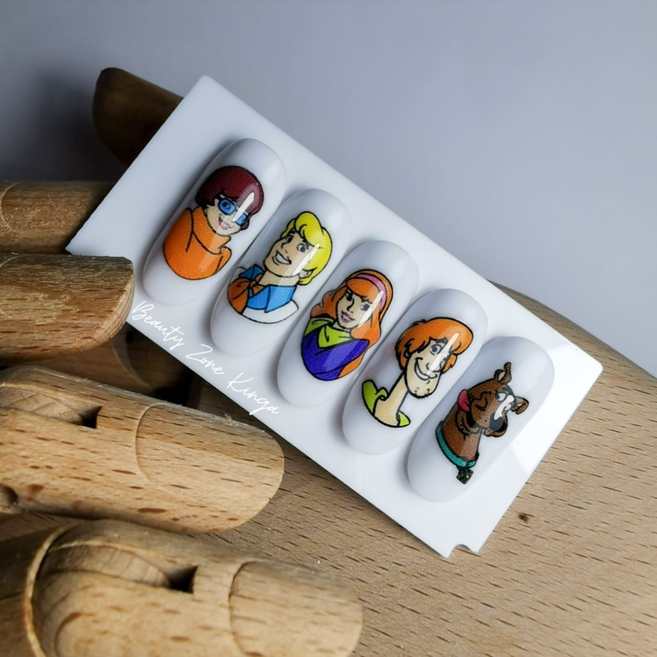 THE MYSTERY MACHINE transfer stickers